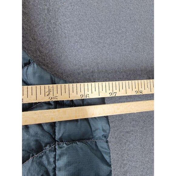 The North Face Vest Mens 2XL Gray Orange Quilted Insulated Lightweight Puffer - Picture 10 of 12